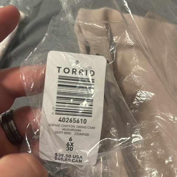 Torrid Women’s Plus Size Tan Sophie Chiffon Swimg Cami Top Size 6X 30 - Picture 4 of 4